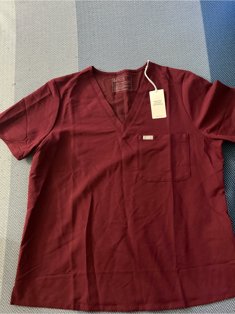 FIGS Burgundy V-Neck Medical Top and High Waisted Pants. Women - Picture 2 of 6